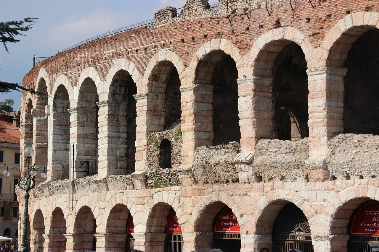 The Roman amphitheatre Arena di Verona, a must on a one-day visit